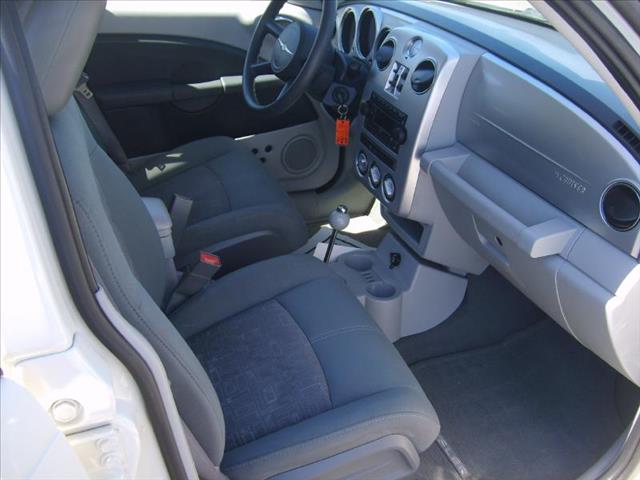 2006 Chrysler PT Cruiser CX W/comfortconvience