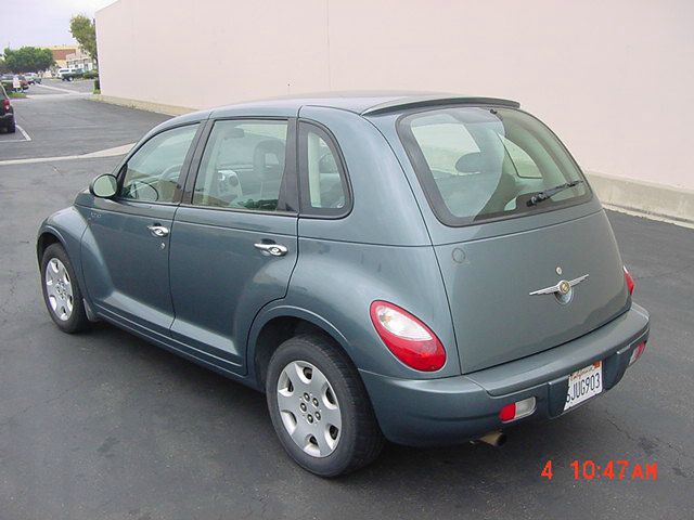 2006 Chrysler PT Cruiser Base