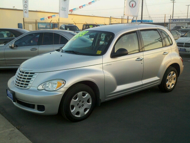 2006 Chrysler PT Cruiser Base