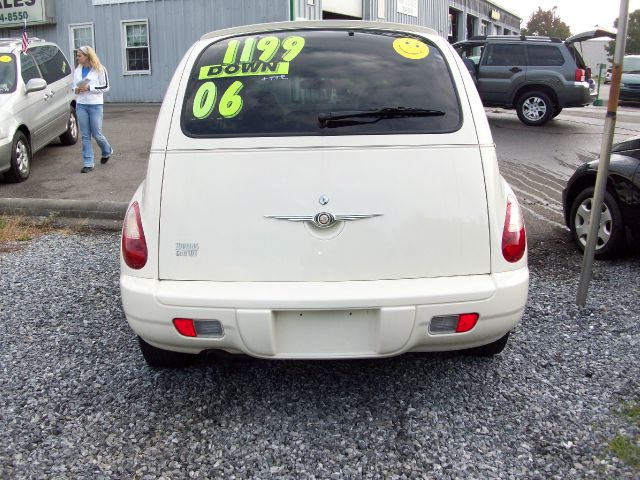 2006 Chrysler PT Cruiser CX W/comfortconvience