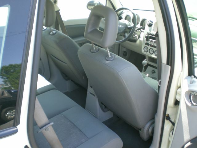 2006 Chrysler PT Cruiser Base