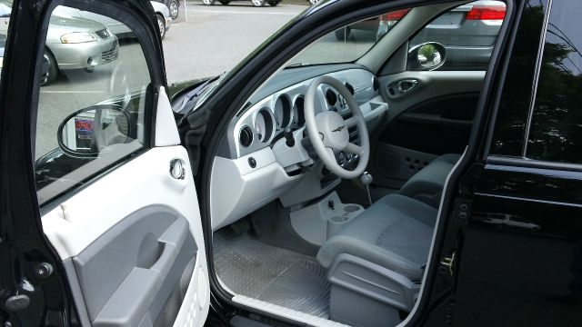 2006 Chrysler PT Cruiser CX W/comfortconvience