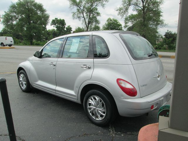 2007 Chrysler PT Cruiser Base