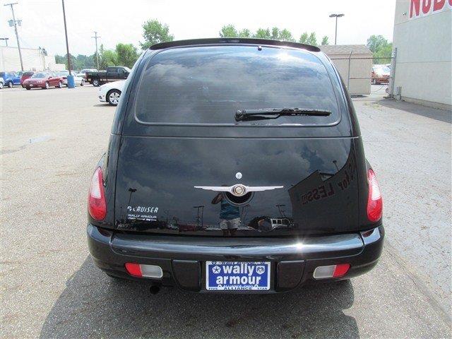 2007 Chrysler PT Cruiser Base