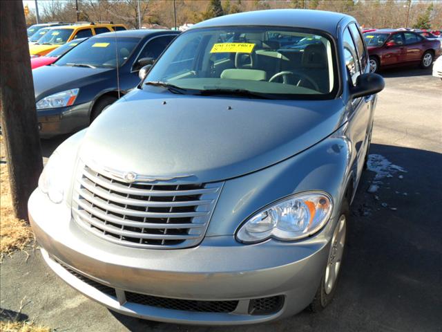 2008 Chrysler PT Cruiser Base