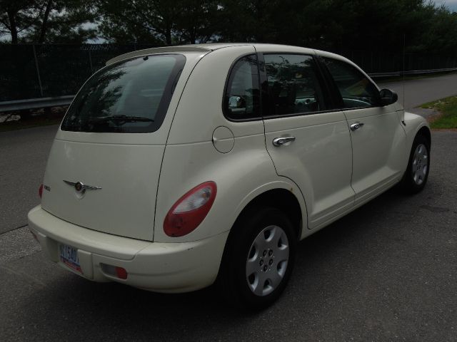 2008 Chrysler PT Cruiser Base