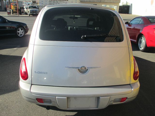 2008 Chrysler PT Cruiser Base