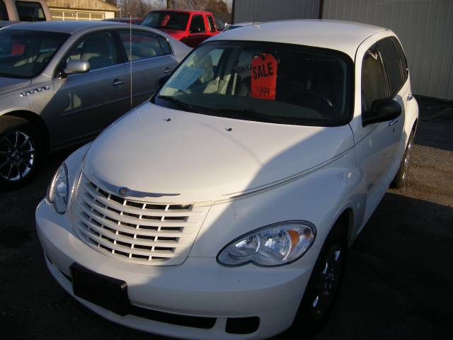 2008 Chrysler PT Cruiser Base