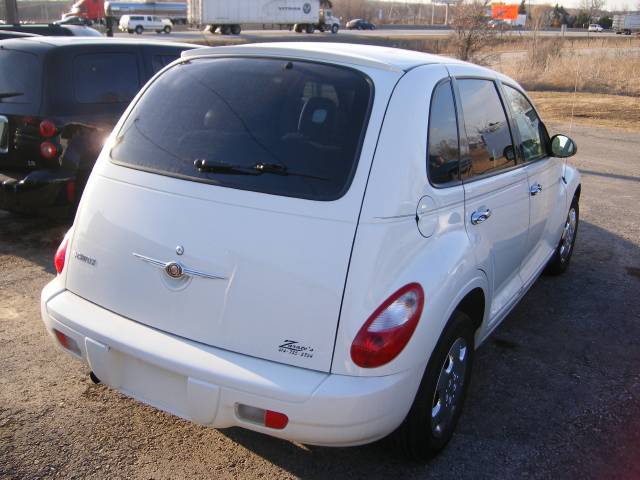 2008 Chrysler PT Cruiser Base