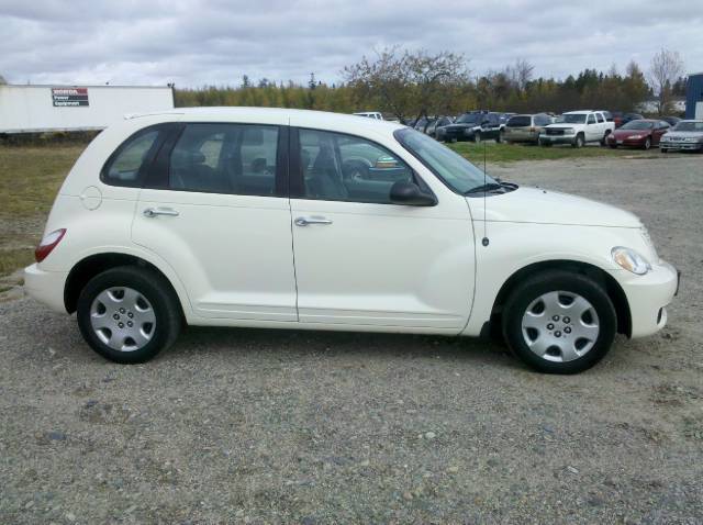 2008 Chrysler PT Cruiser Base