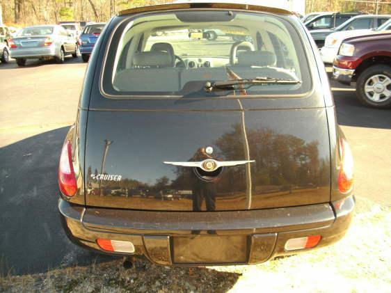 2008 Chrysler PT Cruiser Base