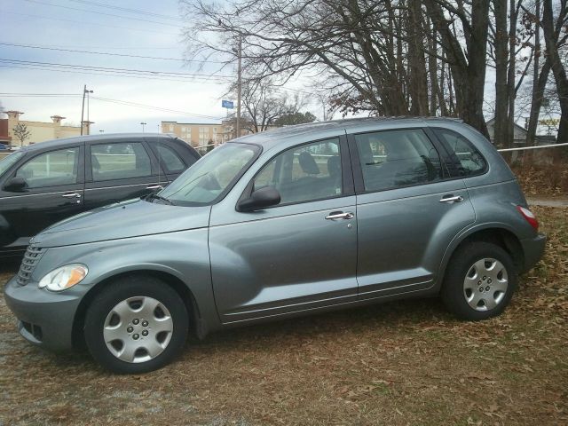 2008 Chrysler PT Cruiser Base