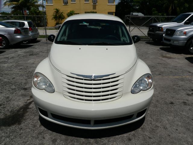 2008 Chrysler PT Cruiser Base