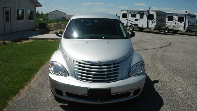 2008 Chrysler PT Cruiser Base