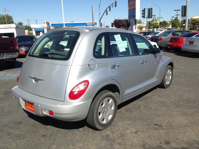 2008 Chrysler PT Cruiser Base