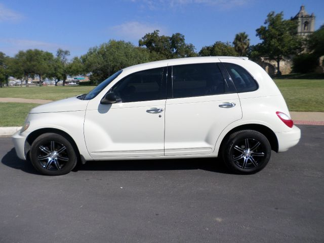 2008 Chrysler PT Cruiser Unknown