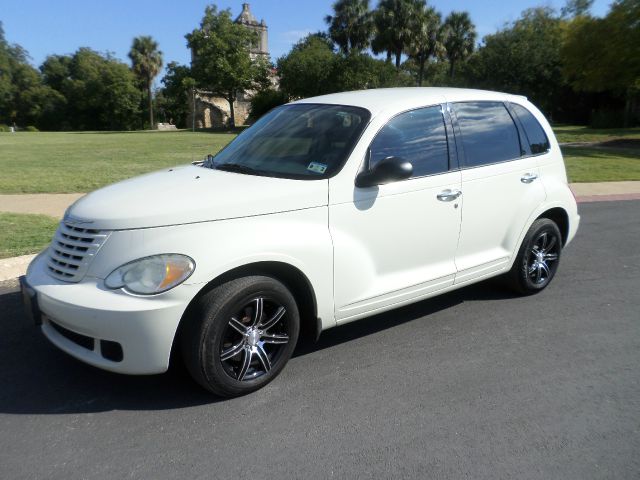 2008 Chrysler PT Cruiser Unknown