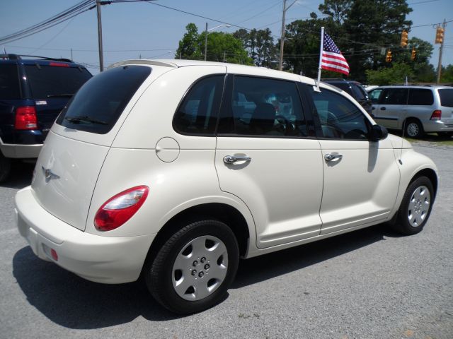 2008 Chrysler PT Cruiser Base