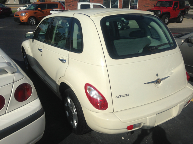 2008 Chrysler PT Cruiser Base