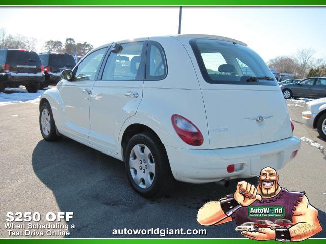 2008 Chrysler PT Cruiser Elk Conversion Van