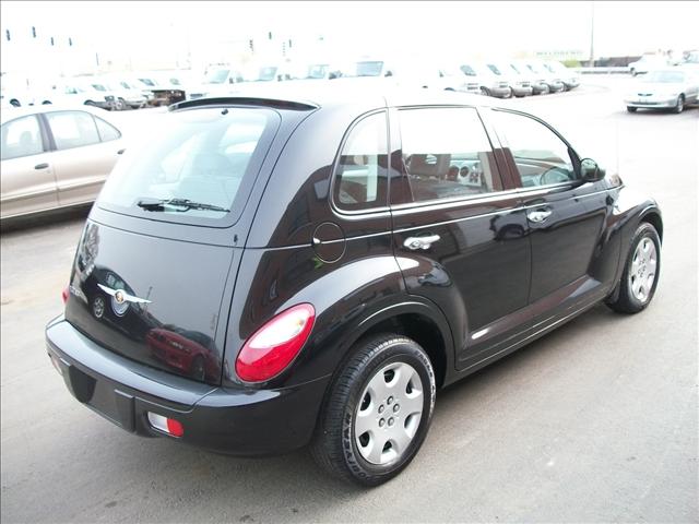 2008 Chrysler PT Cruiser Elk Conversion Van