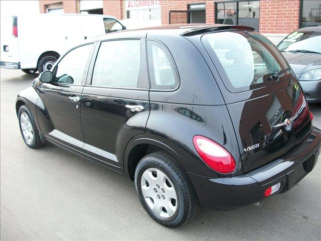 2008 Chrysler PT Cruiser Elk Conversion Van