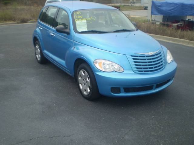 2008 Chrysler PT Cruiser Base