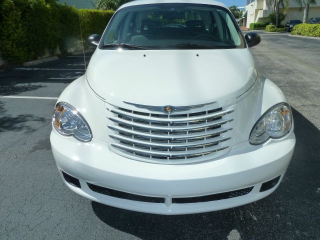 2009 Chrysler PT Cruiser Base