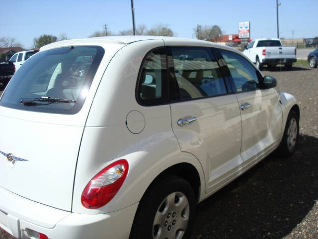 2009 Chrysler PT Cruiser Base