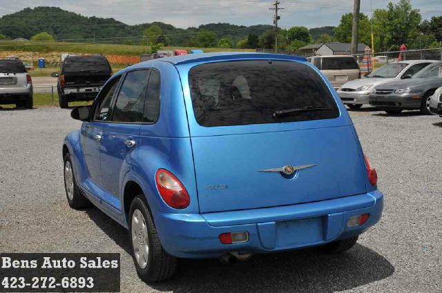 2009 Chrysler PT Cruiser Base