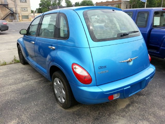 2009 Chrysler PT Cruiser Base