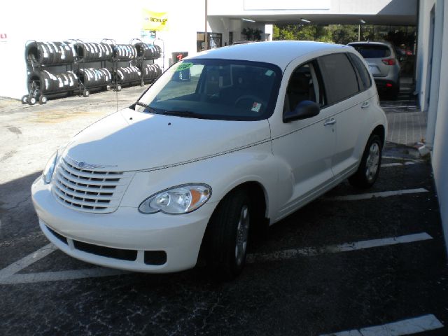 2009 Chrysler PT Cruiser Elk Conversion Van