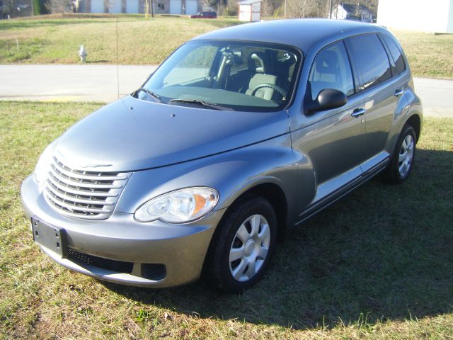 2009 Chrysler PT Cruiser Base