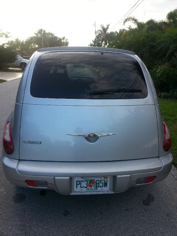 2009 Chrysler PT Cruiser Unknown