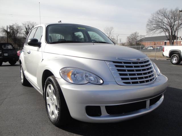 2009 Chrysler PT Cruiser Elk Conversion Van