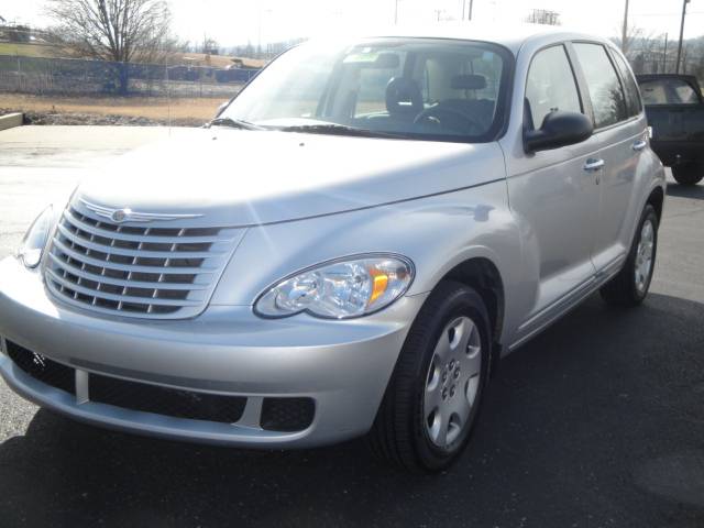 2009 Chrysler PT Cruiser Elk Conversion Van