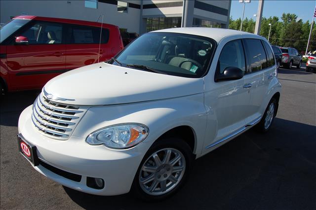 2010 Chrysler PT Cruiser Touring 4WD