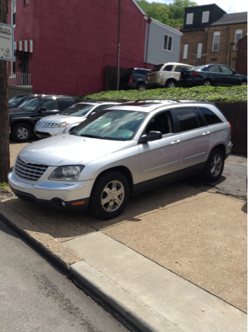 2004 Chrysler Pacifica EX - DUAL Power Doors