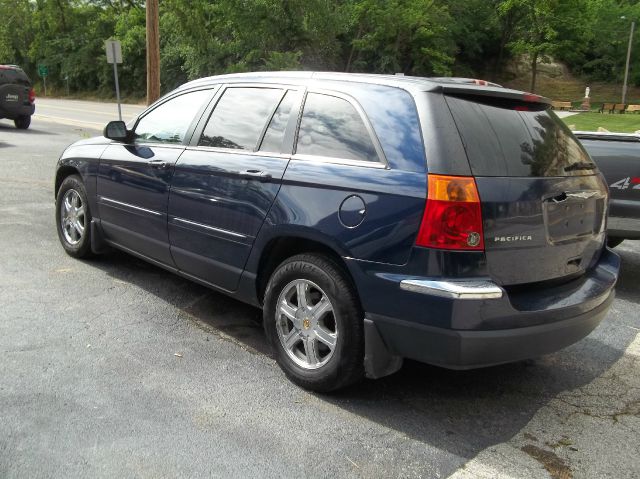 2004 Chrysler Pacifica Unknown