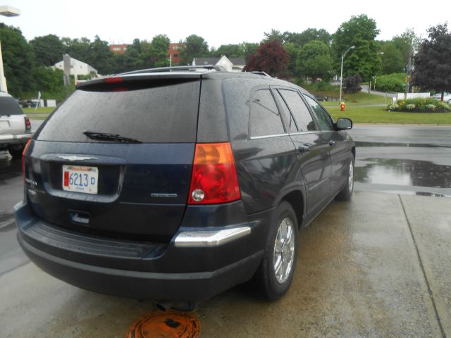 2004 Chrysler Pacifica EX - DUAL Power Doors