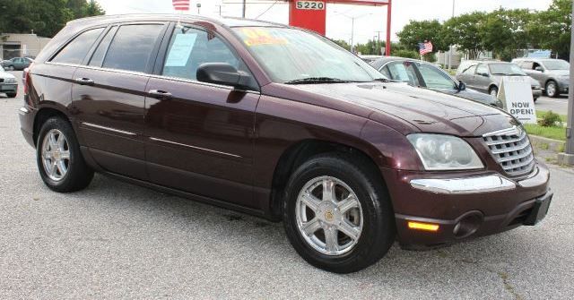 2004 Chrysler Pacifica EX - DUAL Power Doors