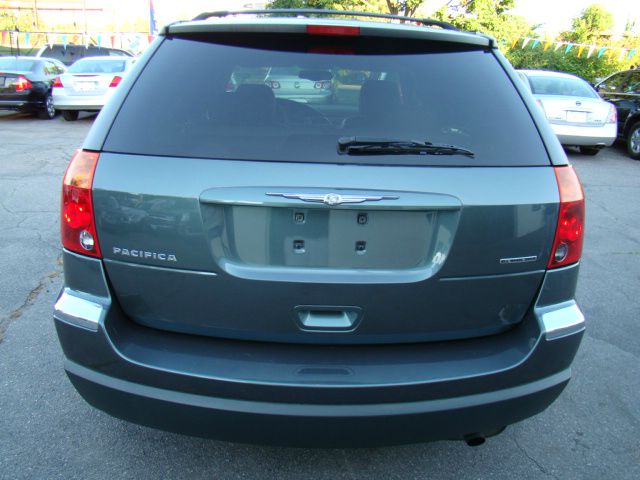 2004 Chrysler Pacifica EX - DUAL Power Doors