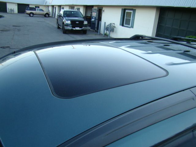 2004 Chrysler Pacifica EX - DUAL Power Doors