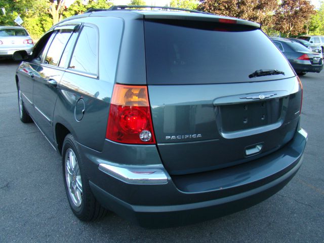 2004 Chrysler Pacifica EX - DUAL Power Doors