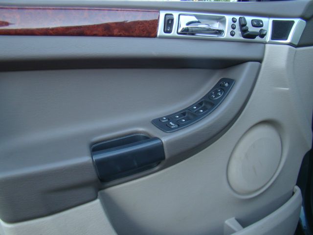 2004 Chrysler Pacifica EX - DUAL Power Doors