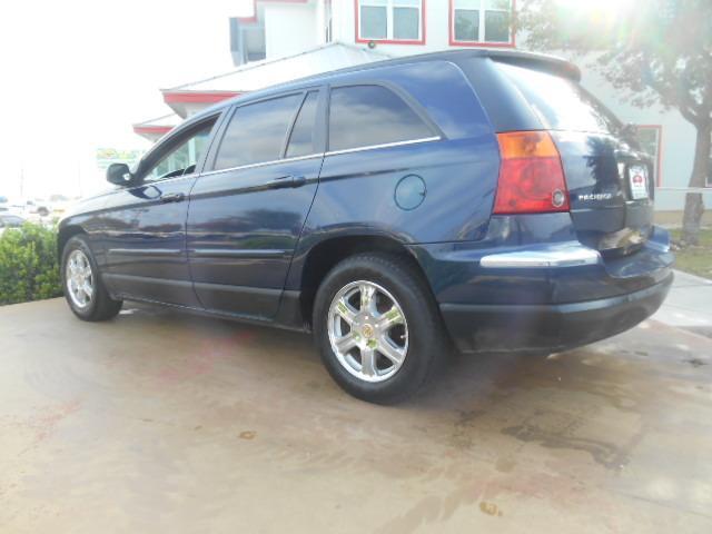 2004 Chrysler Pacifica Unknown