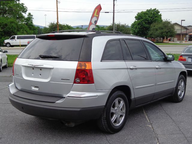 2004 Chrysler Pacifica EX - DUAL Power Doors