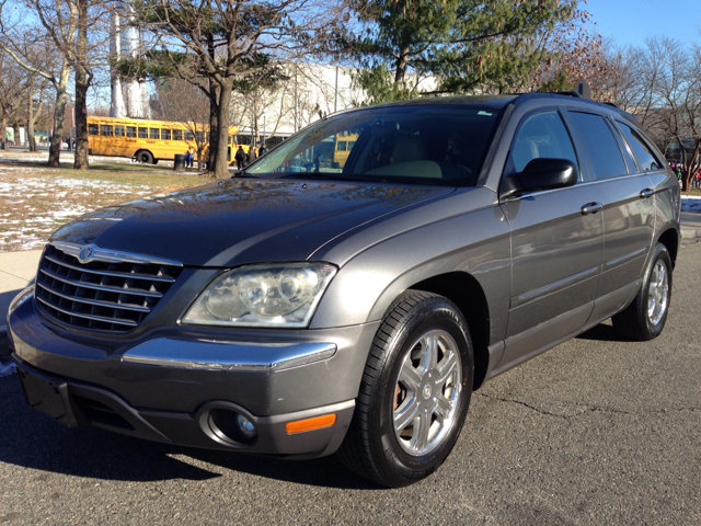 2004 Chrysler Pacifica EX - DUAL Power Doors