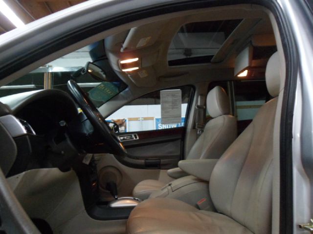 2004 Chrysler Pacifica EX - DUAL Power Doors