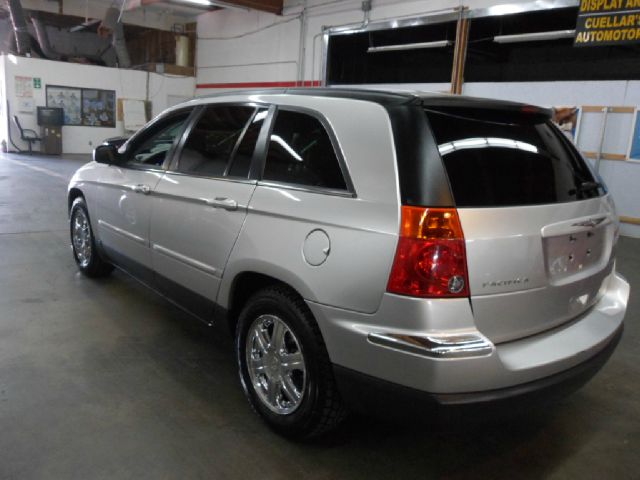 2004 Chrysler Pacifica EX - DUAL Power Doors